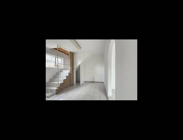 1 BEDROOM HOUSE TO LET IN RESERVOIR HILLS